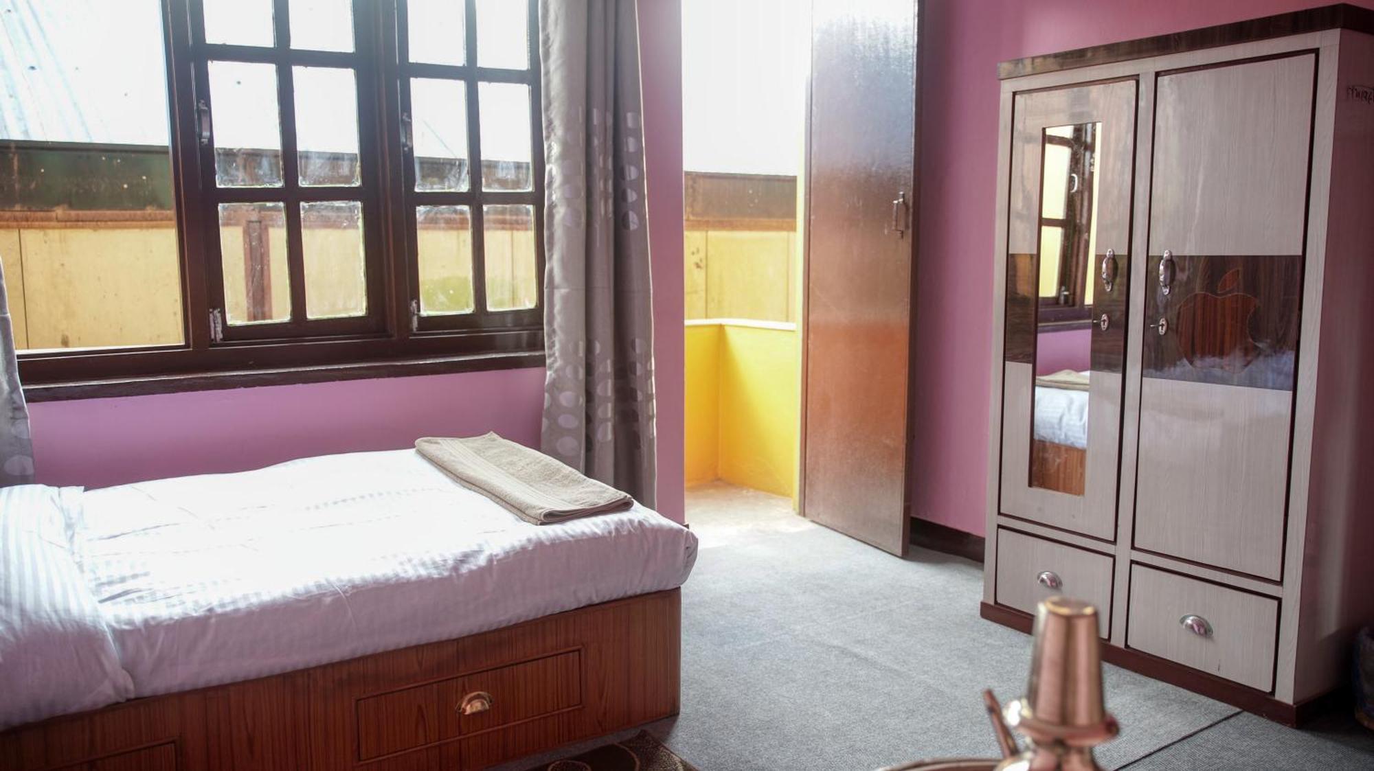 Yogstay Homestay In Katmandou Extérieur photo